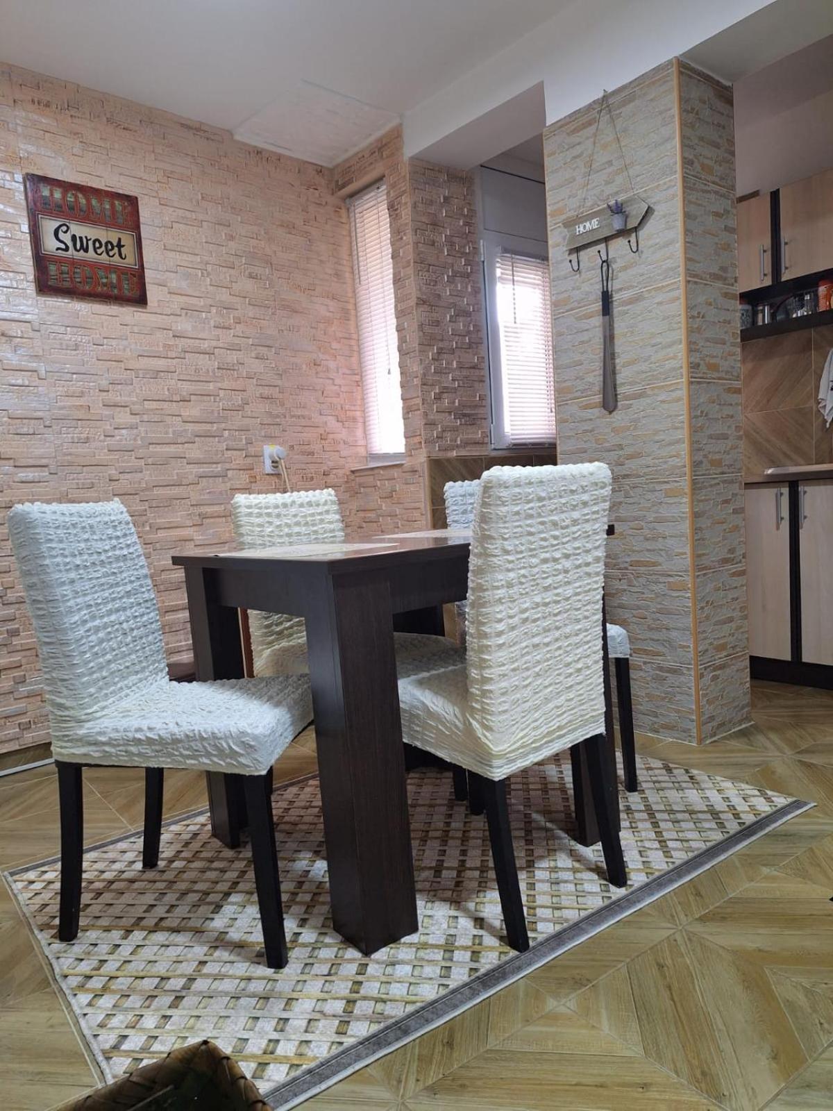 Apartman Su Libero Apartment Subotica Bagian luar foto