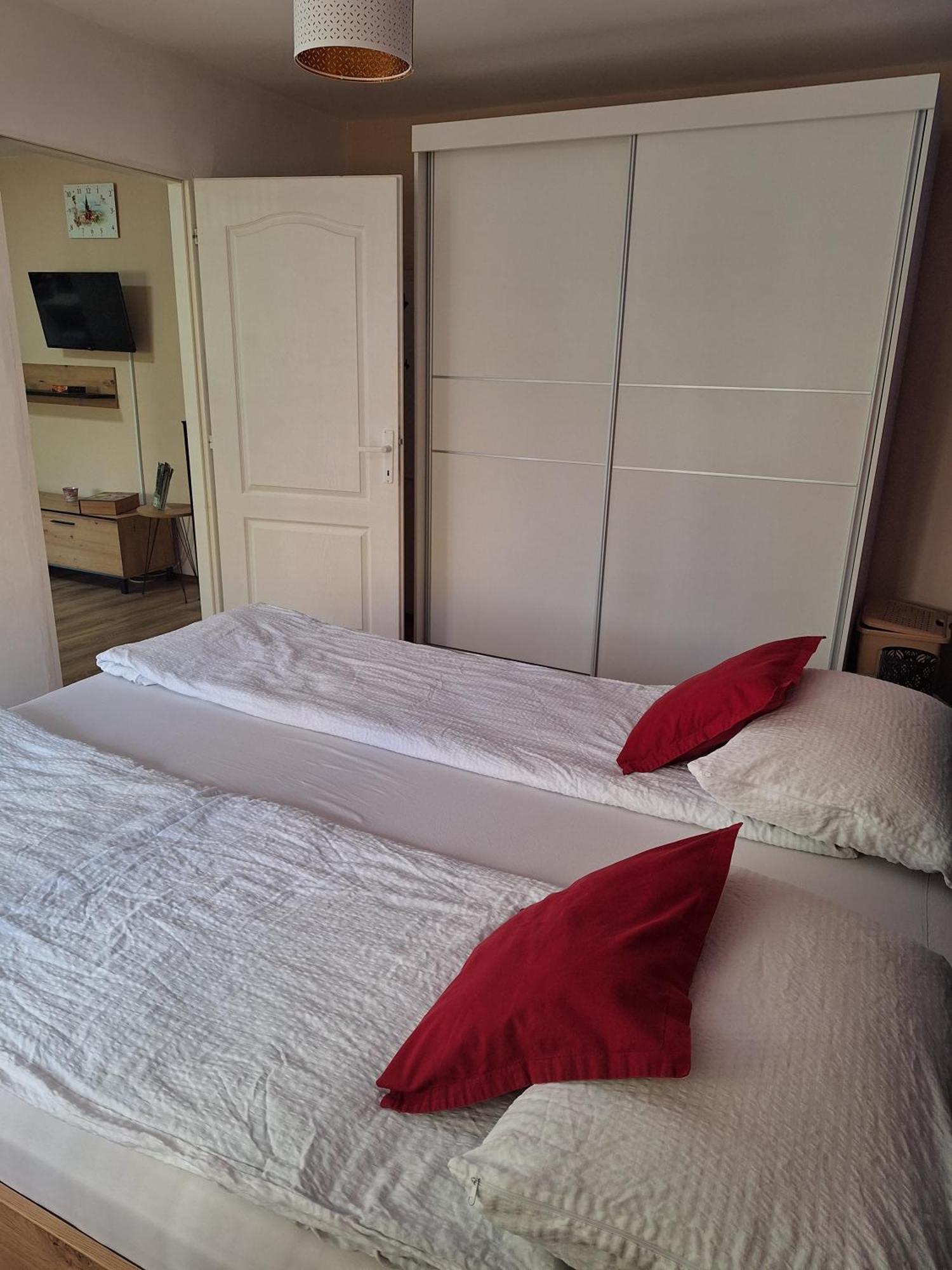 Apartman Su Libero Apartment Subotica Bagian luar foto