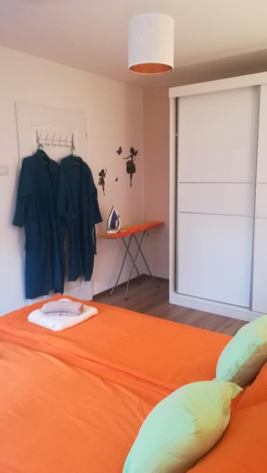 Apartman Su Libero Apartment Subotica Bagian luar foto